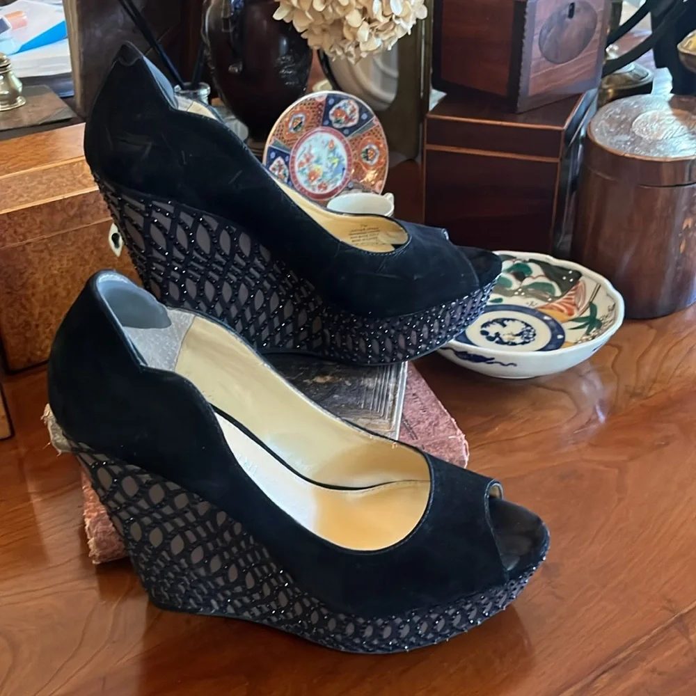 Gianni Bini Women's Black Courts - Picture 8 of 11